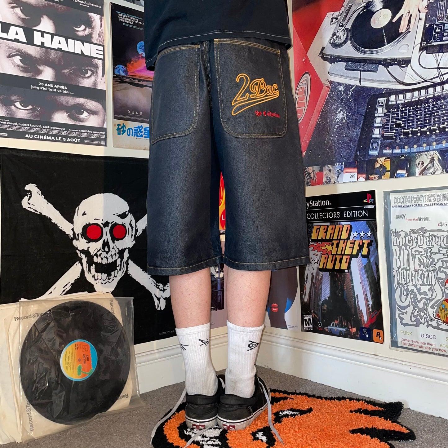 2Pac Collection 90s Baggy Jorts 34x13