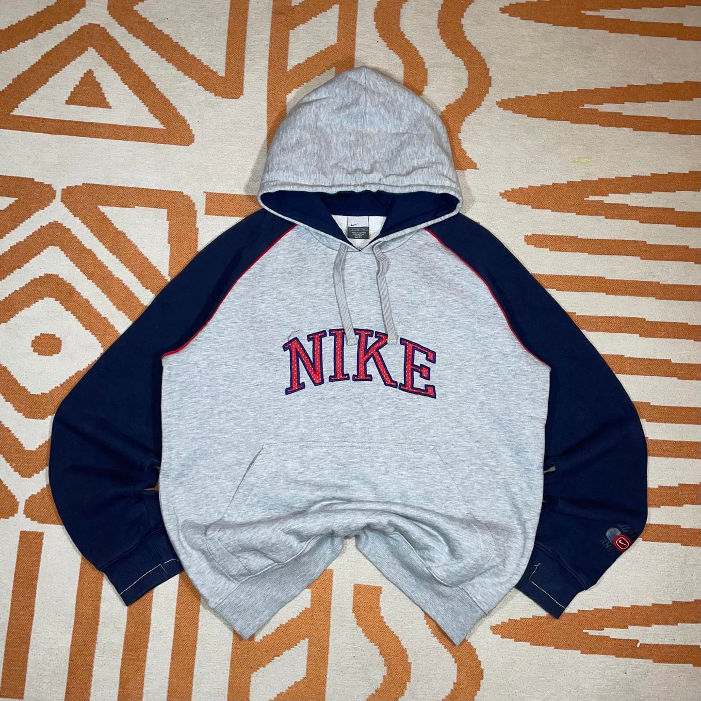 Nike 00s Embroidered Grey/Navy Spell-Out Hoodie L