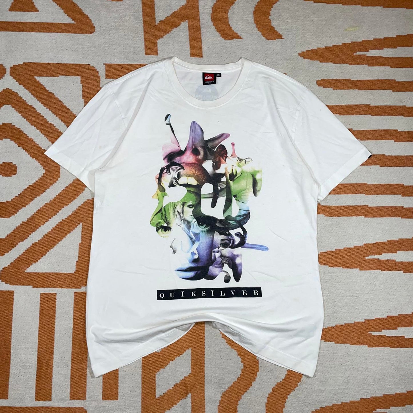 Quiksilver 00s Collage Art Graphic T-Shirt XL