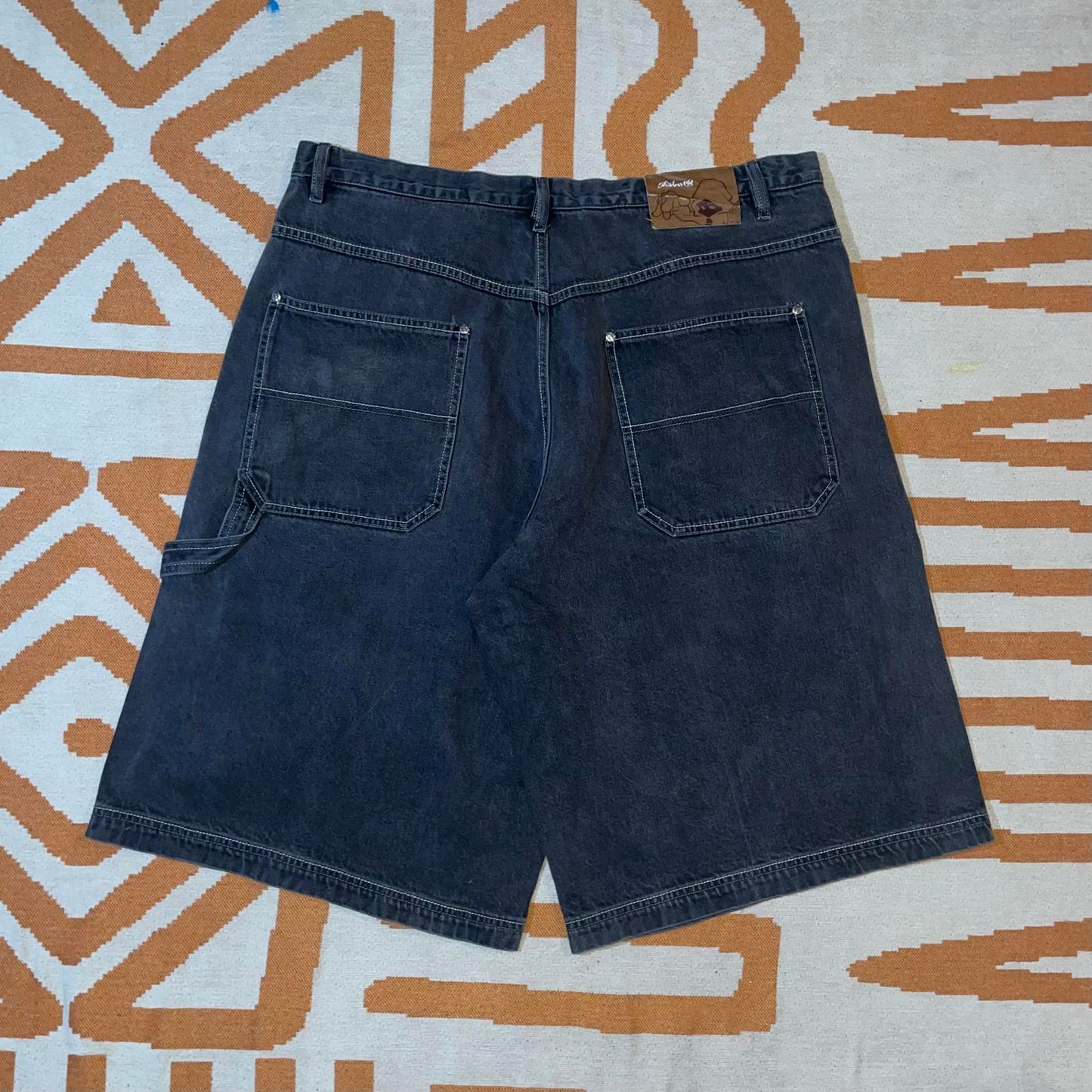Shadow Boy 90s Embroidered Baggy Jorts 42x15
