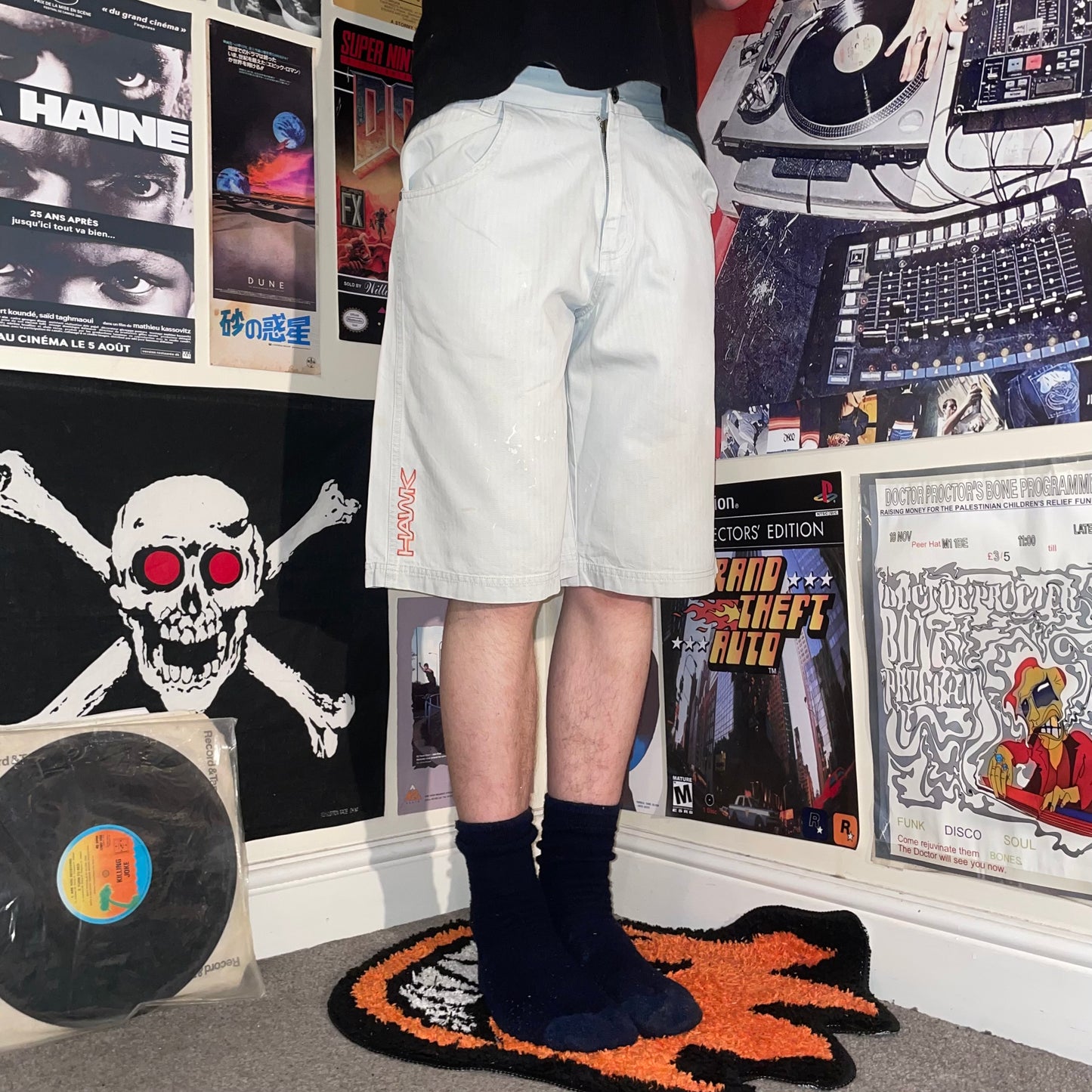 Hawk Skateboards 00s Embroidered Shorts 28x11