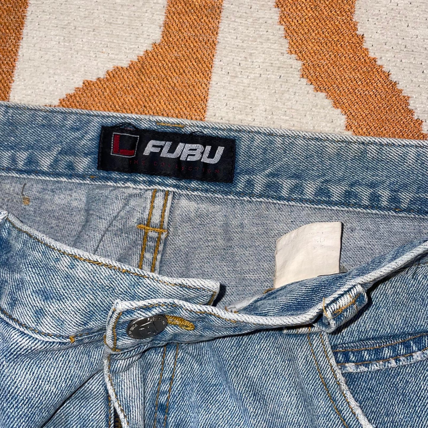 Fubu 90s Embroidered Baggy Jeans 30x32