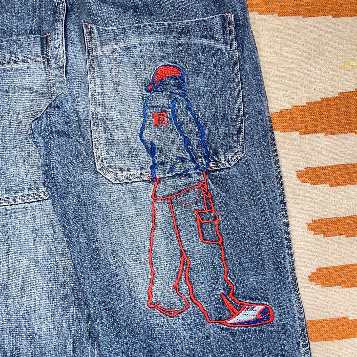 Hip Hop 00s Embroidered Character Blue Denim Jeans 28x30