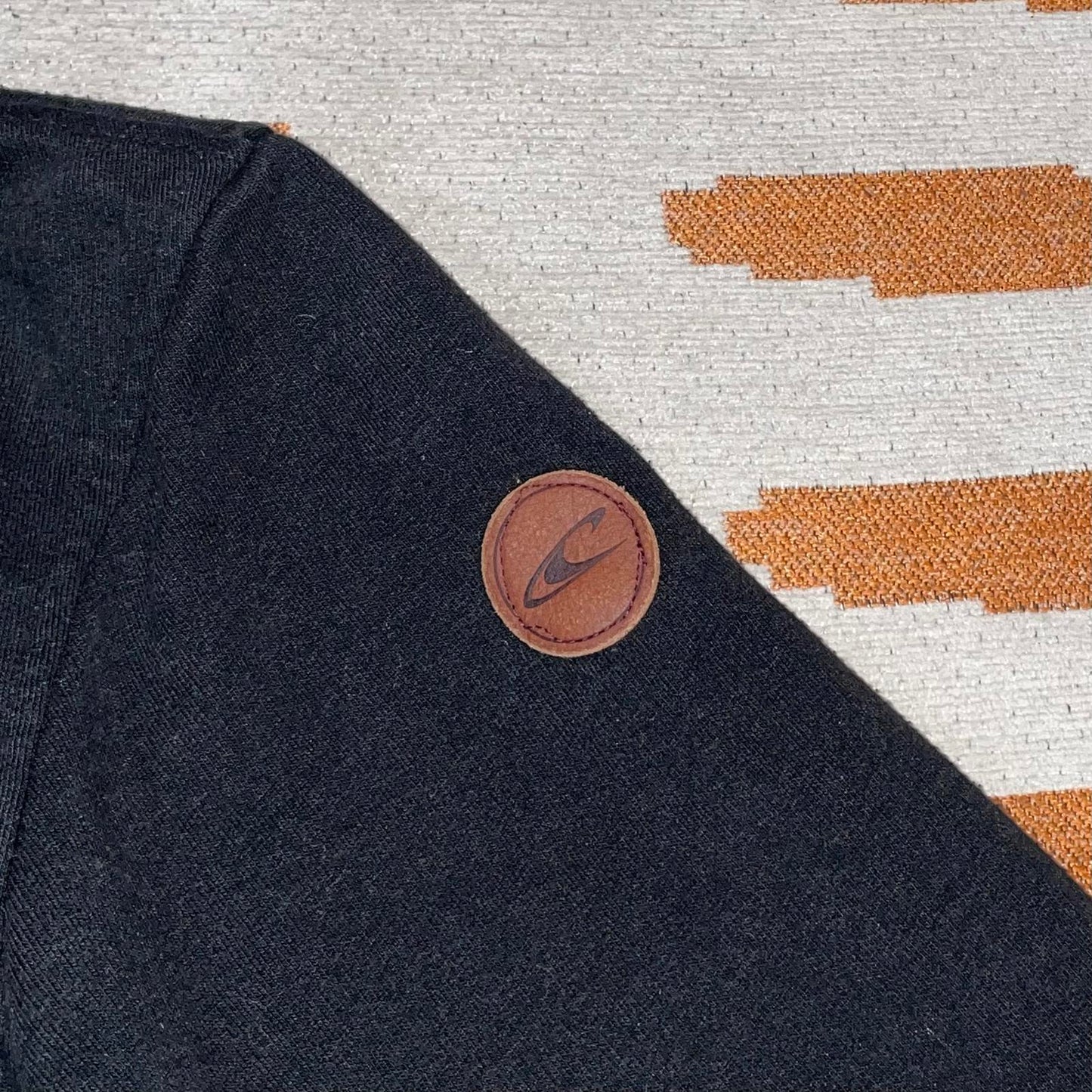 O’Neill 00s Embroidered Mountain Black Hoodie S