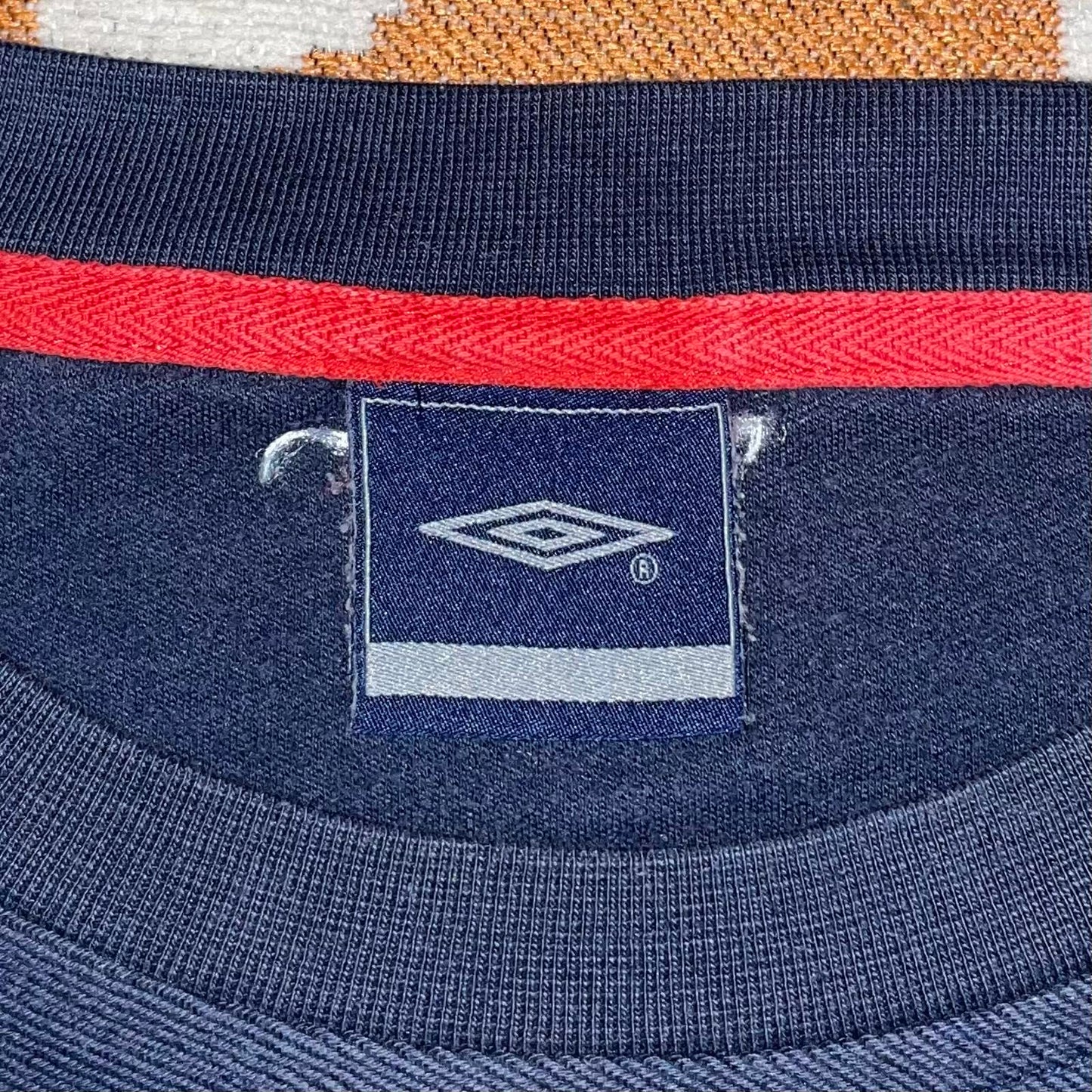 Umbro 00s Embroidered Navy Sweatshirt XL