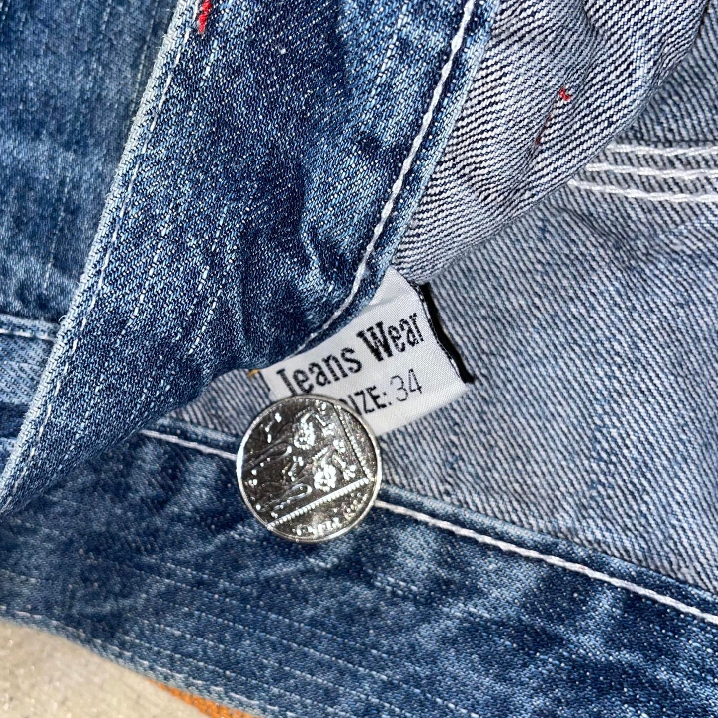 Hip Hop 00s Embroidered Character Blue Denim Jeans 28x30