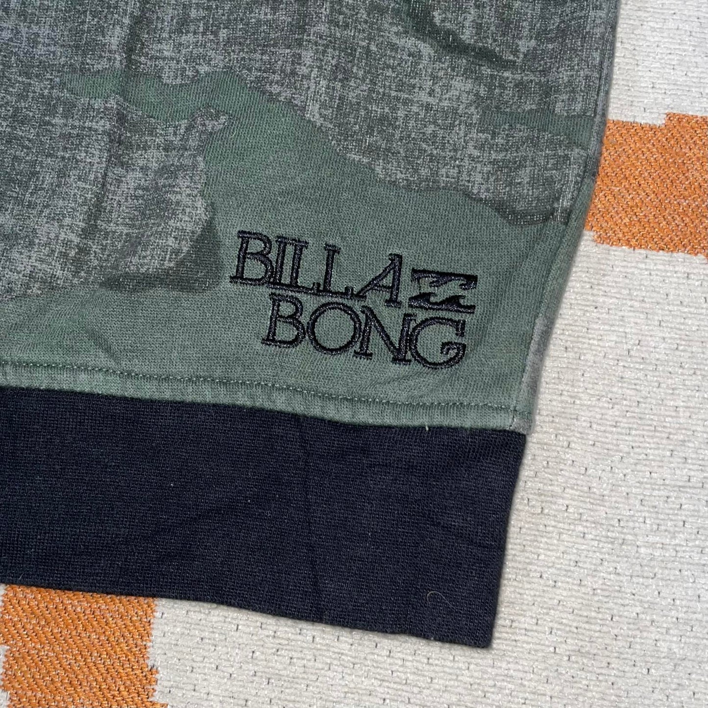 Billabong 00s Camo Embroidered Hoodie M