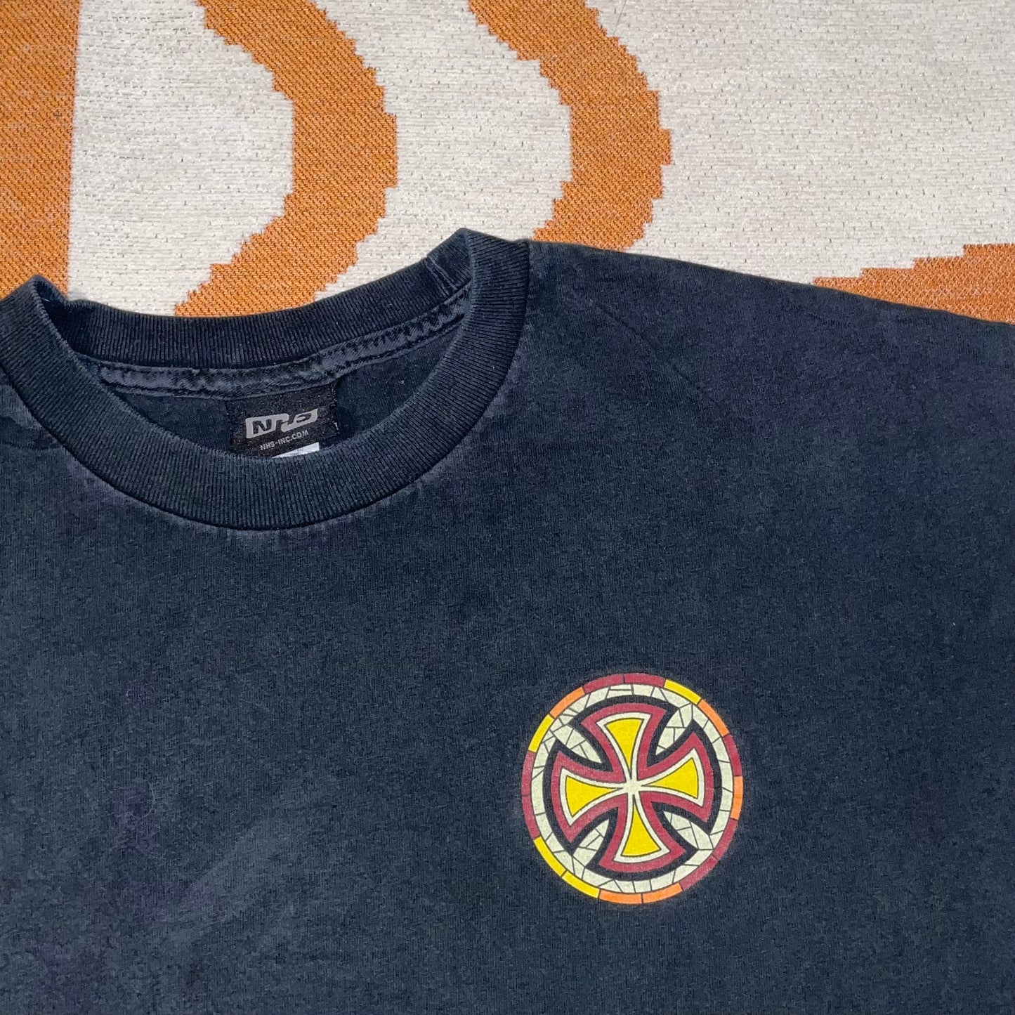 Independent Trucks 90s 'Mosaic' Skater T-Shirt XL