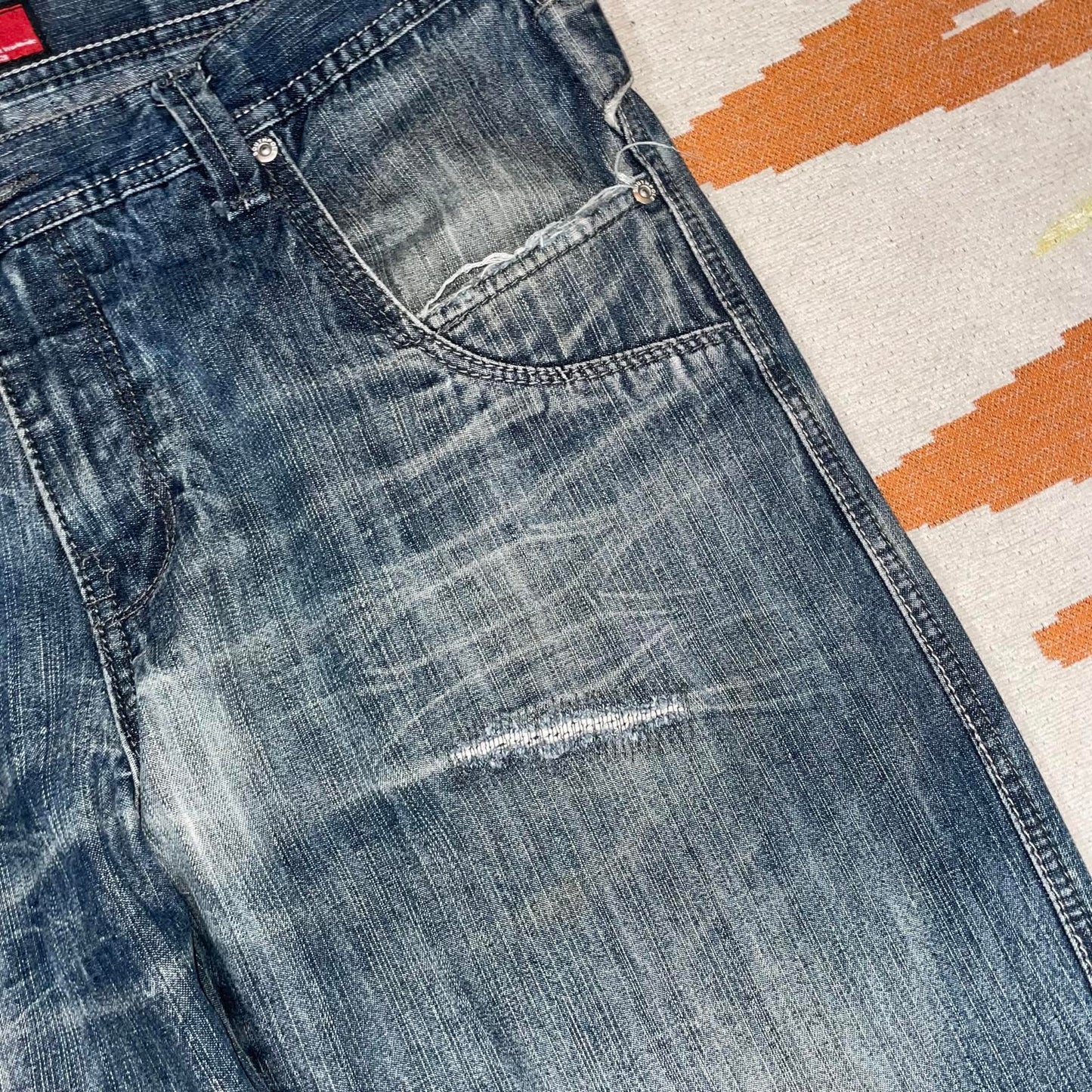 Southpole 00s Embroidered/Printed Denim Blue Jeans 36x33