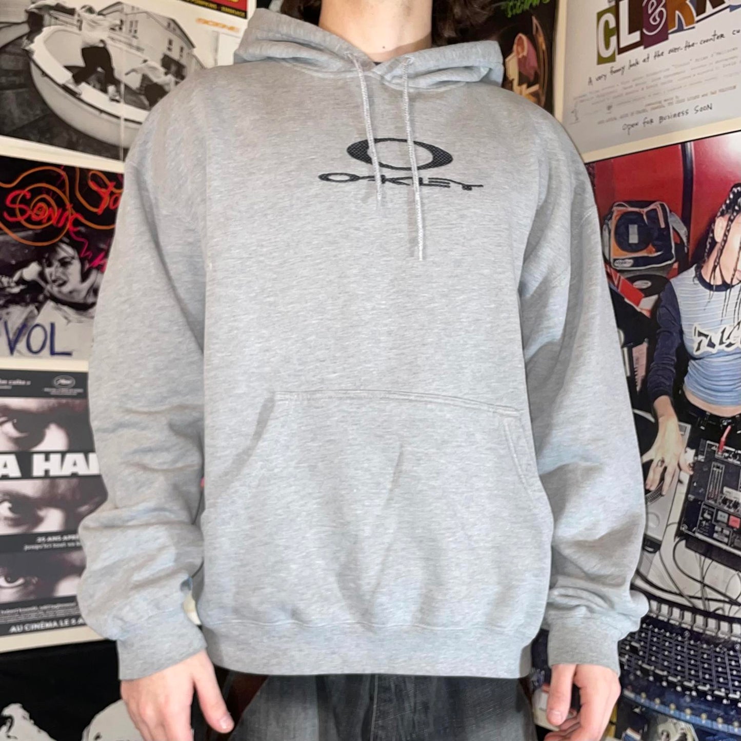 Oakley 90s Embroidered Lyǒn Hoodie M