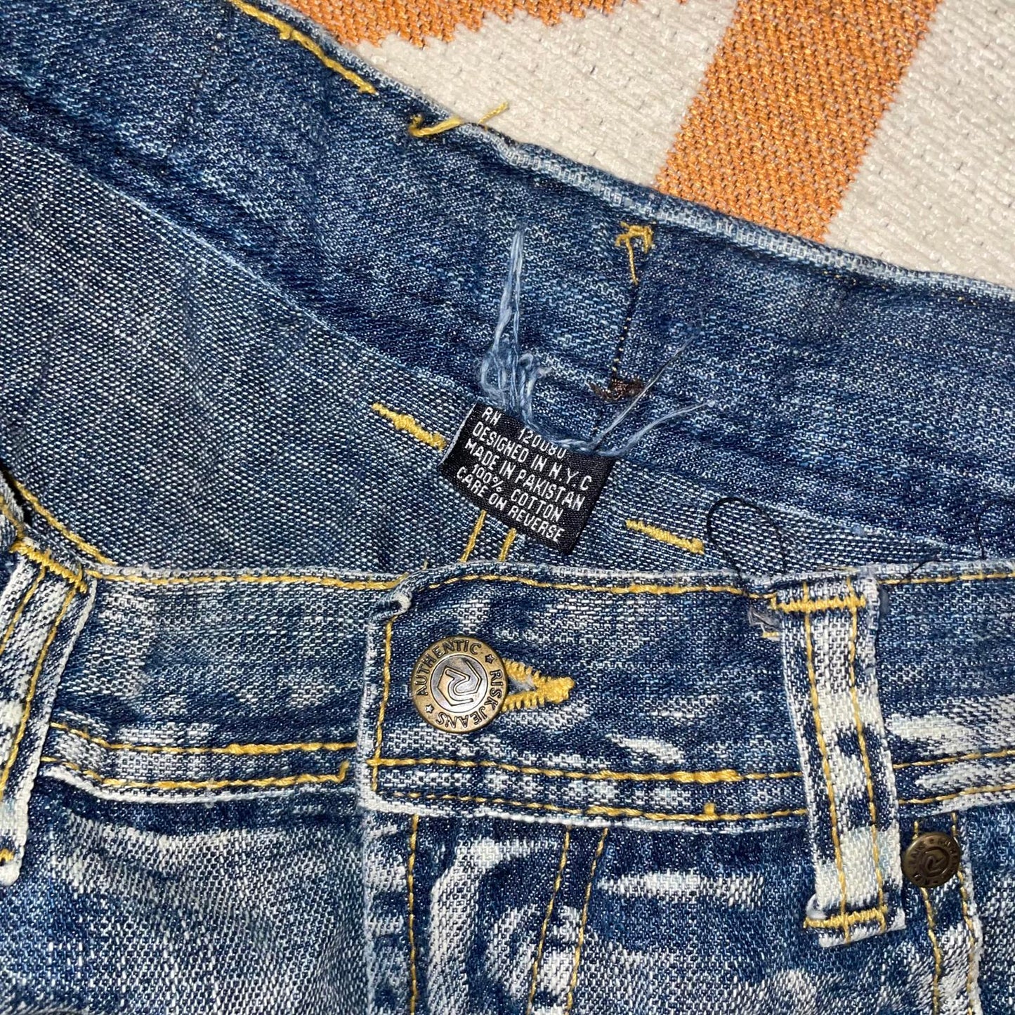 Risk 00s Embroidered Baggy Jorts 36x10