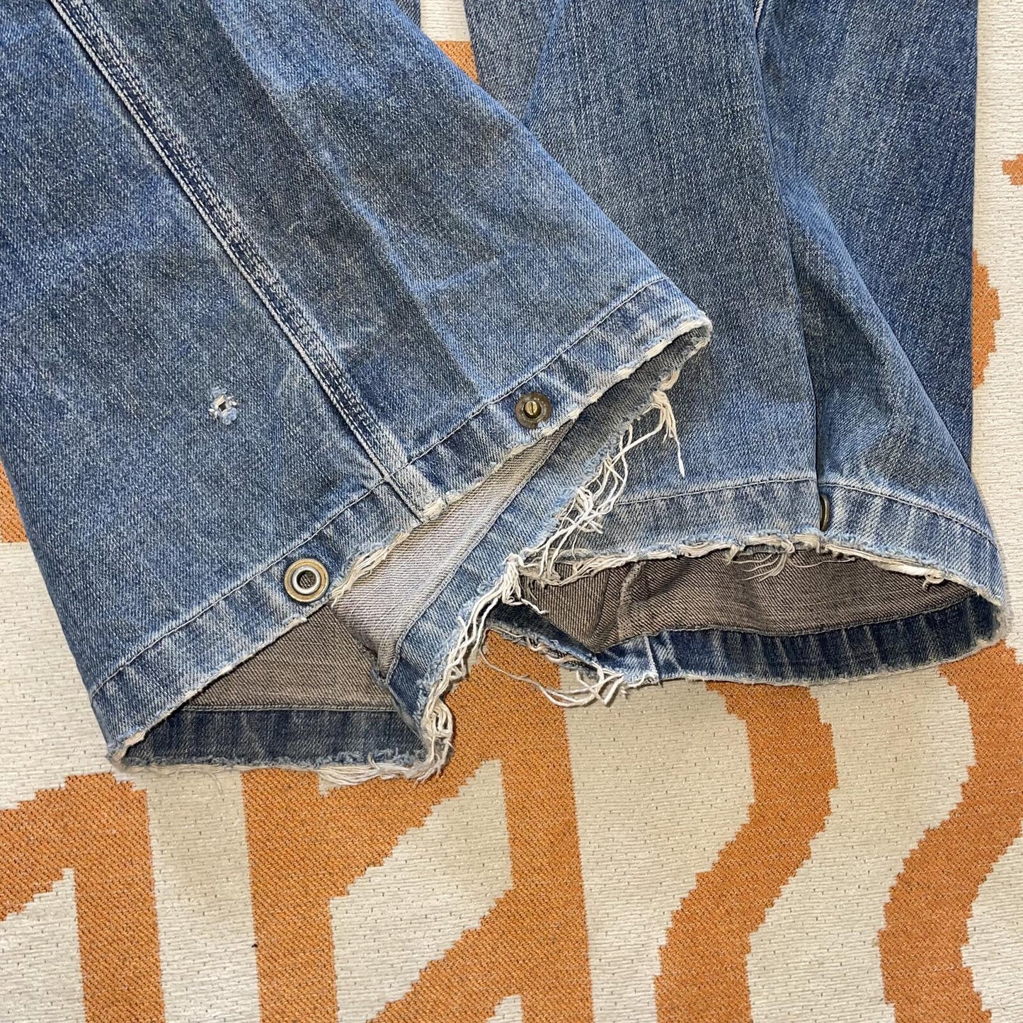 Overzeas 90s Embroidered Wide-Leg Blue Jeans 36x35