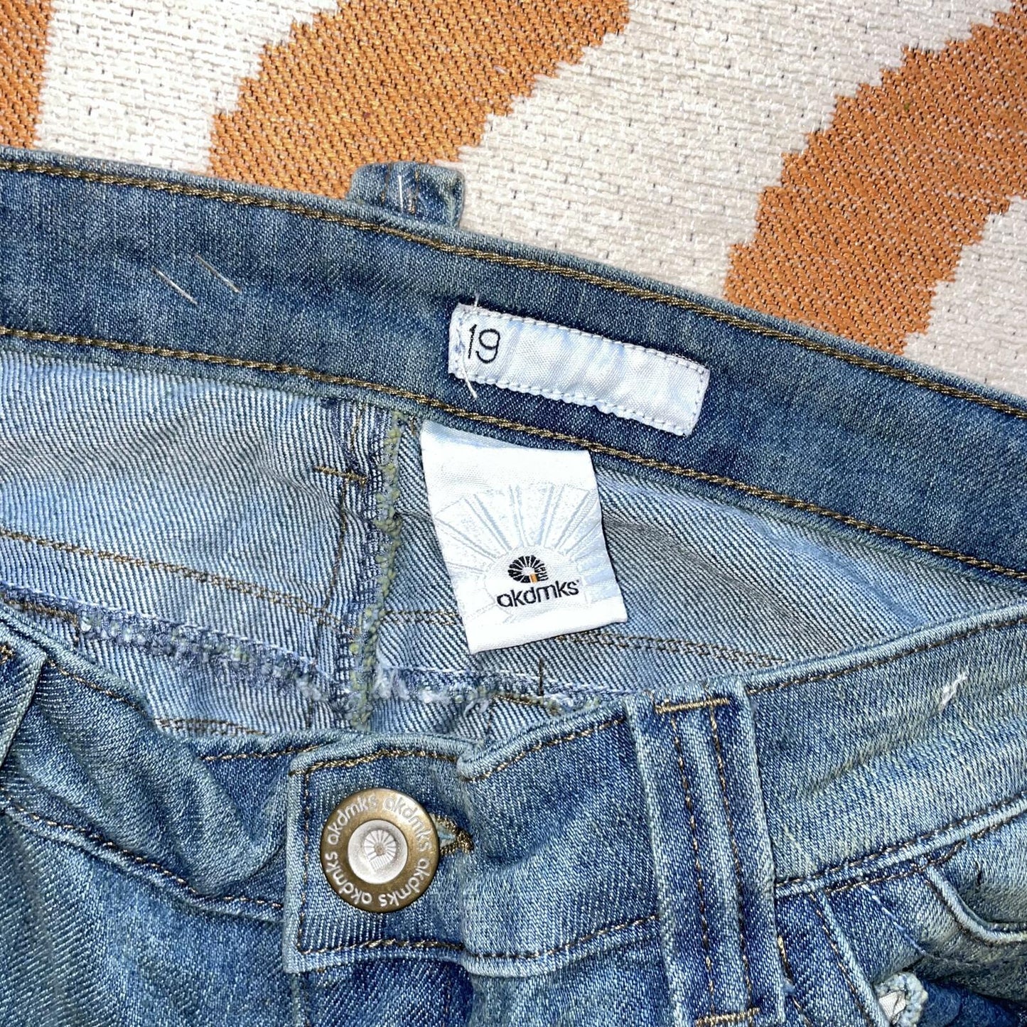 Akademiks 00s Printed/Rhinestone ‘Lauryn Hill’ Bootcut Jeans 32x32/12