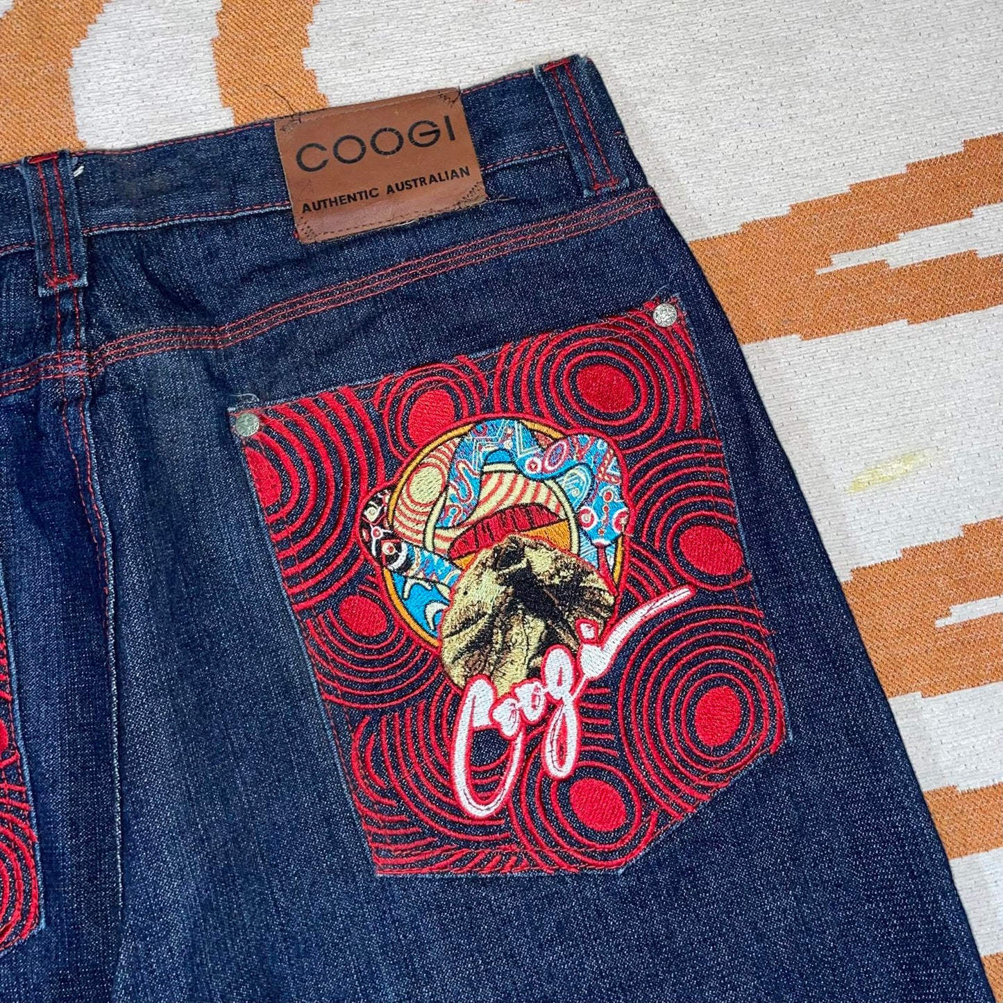 Coogi 90s Trippy Snake Embroidered Baggy Jeans 38x32