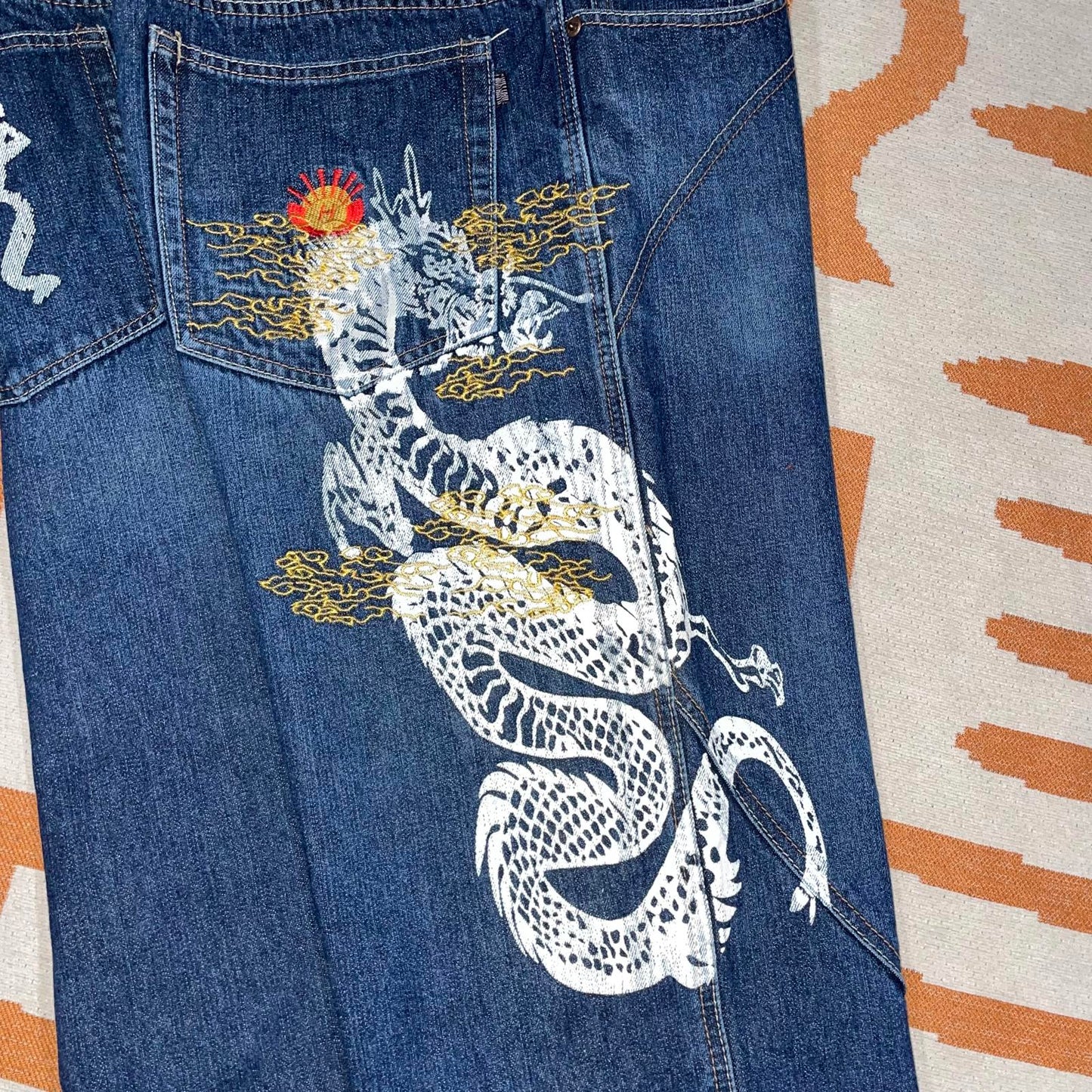 Happy Hope 90s Embroidered/Printed Dragon Baggy Jeans 34x28