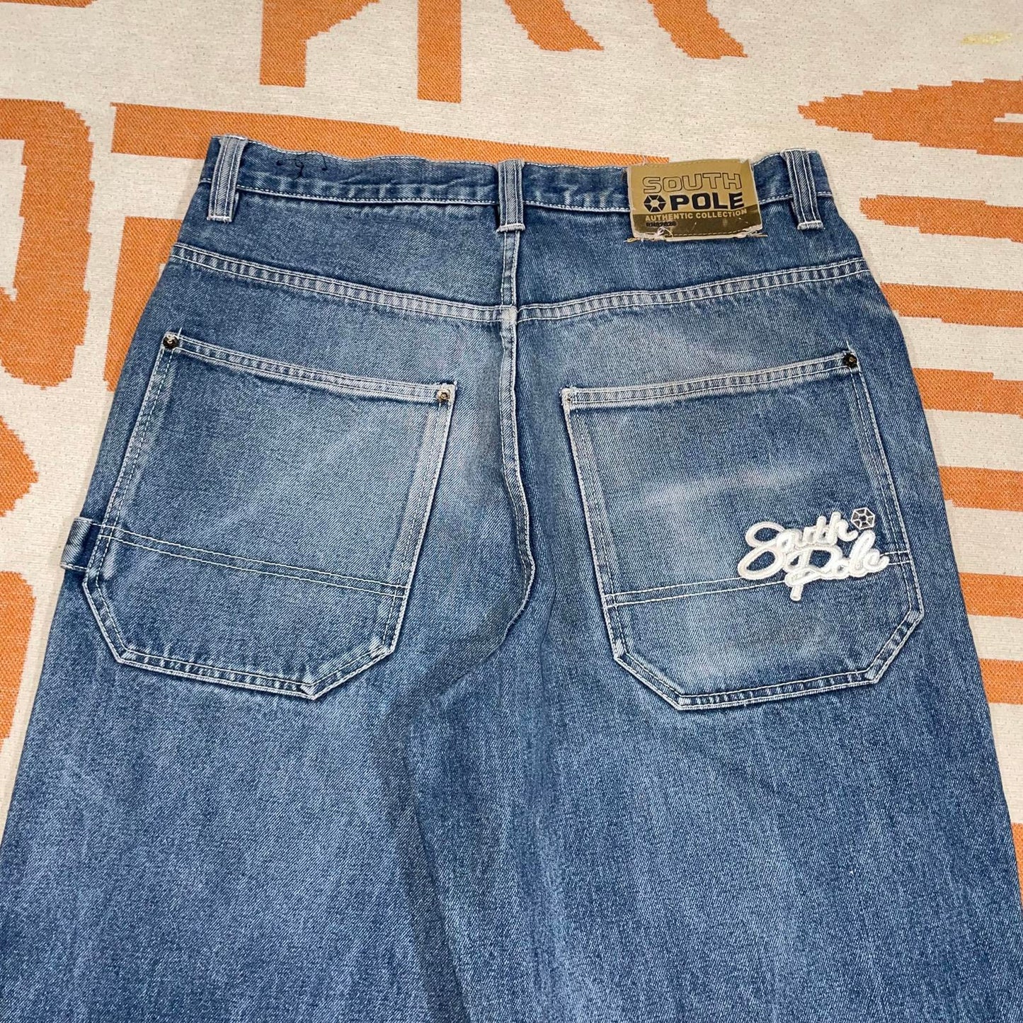 Southpole 00s Embroidered Baggy Blue Jeans 34x31