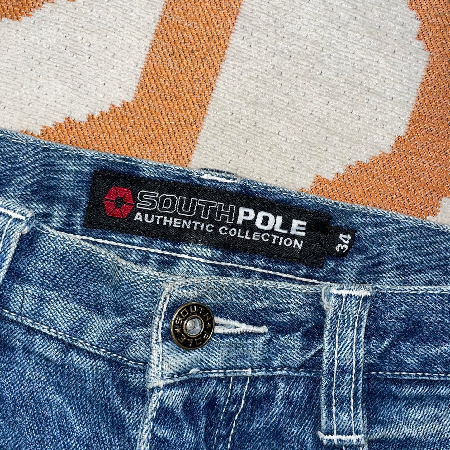 Southpole 00s Embroidered Baggy Blue Jeans 34x31
