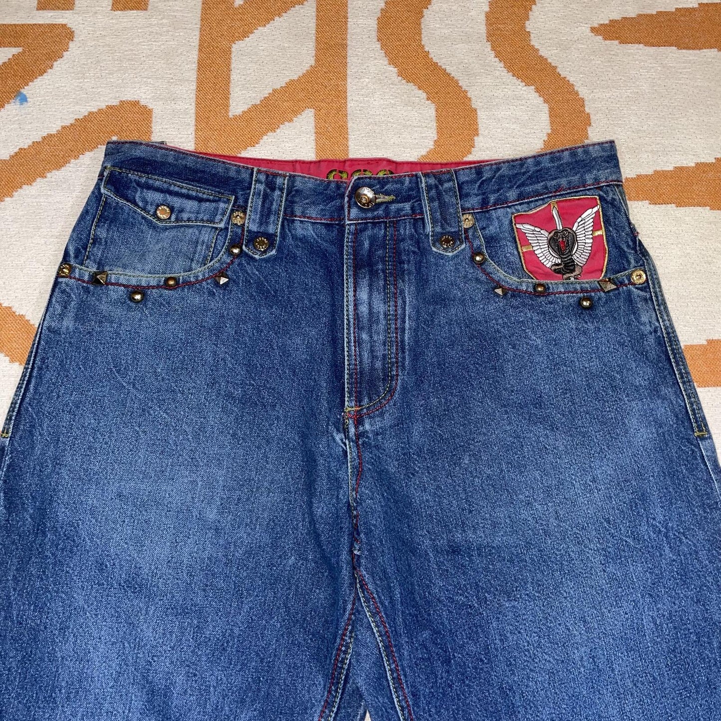 Coogi 90s Embroidered ‘Arrows’ Blue/Gold Baggy Jeans 36x32