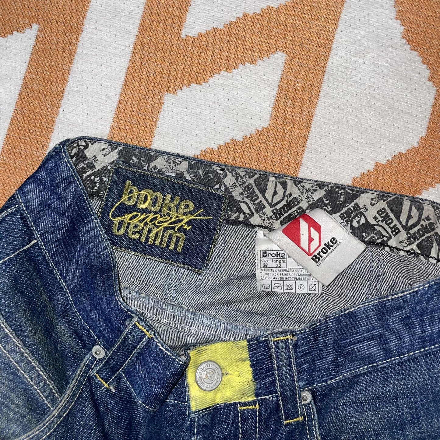 Broke 00s Embroidered ‘Concept’ Loose Denim Jeans 28x32
