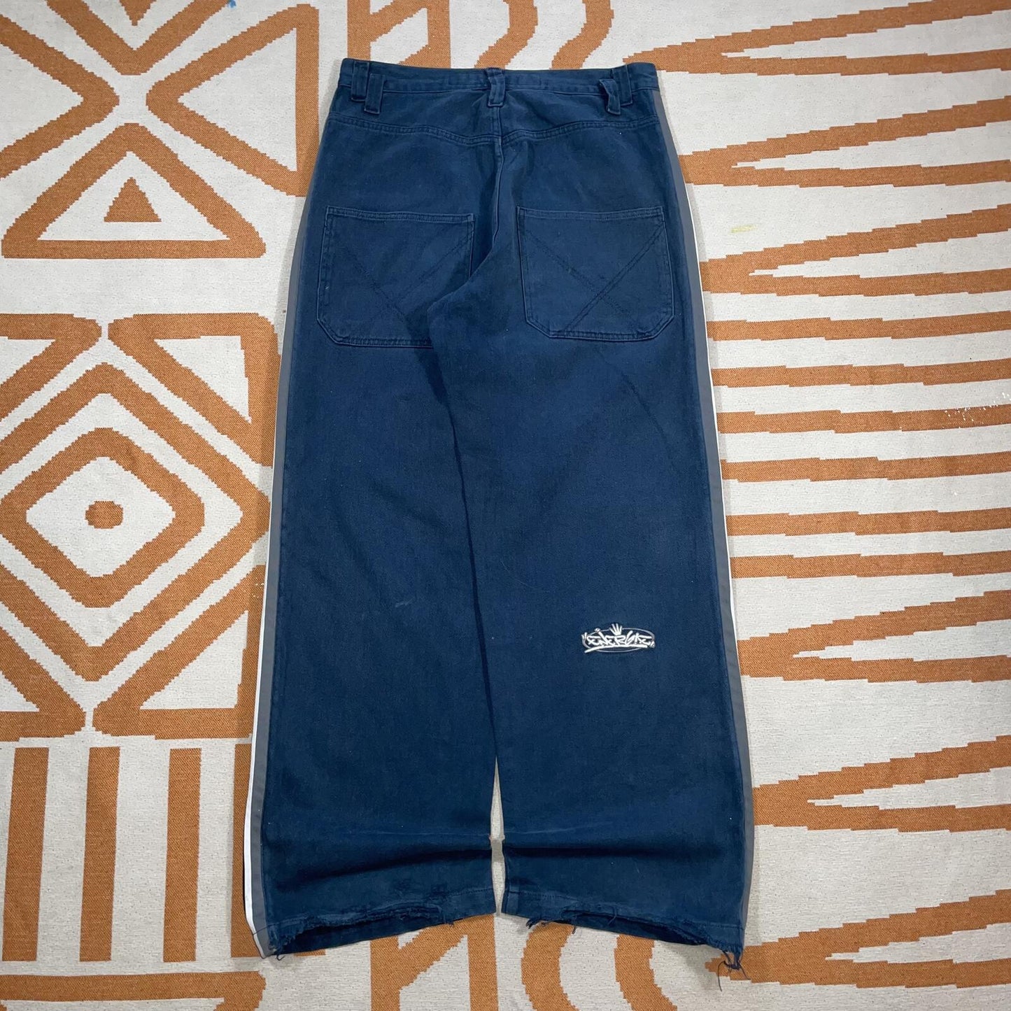 Energie 90s Embroidered/Striped Baggy Navy Jeans 34x32