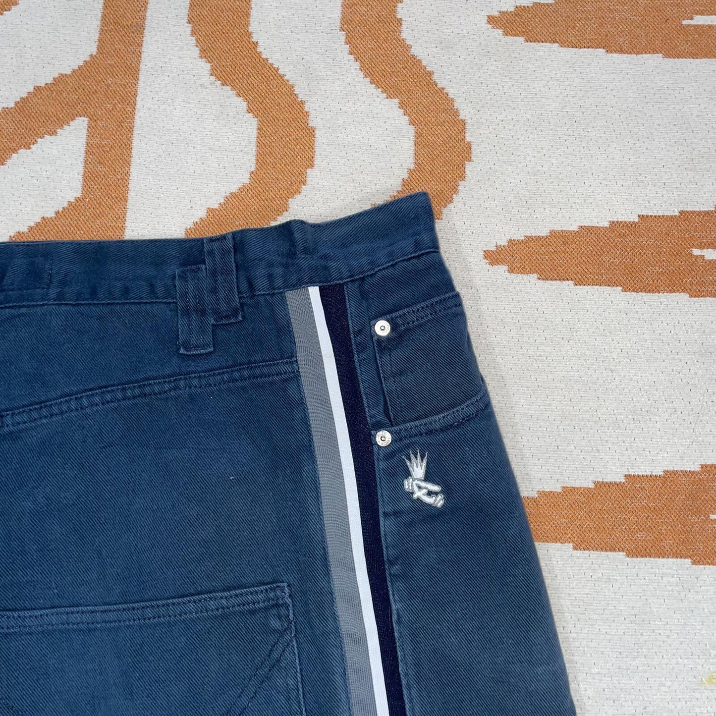 Energie 90s Embroidered/Striped Baggy Navy Jeans 34x32
