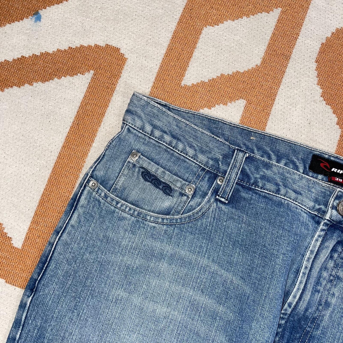 Rip Curl 00s Embroidered Surf Baggy Jeans 38x34