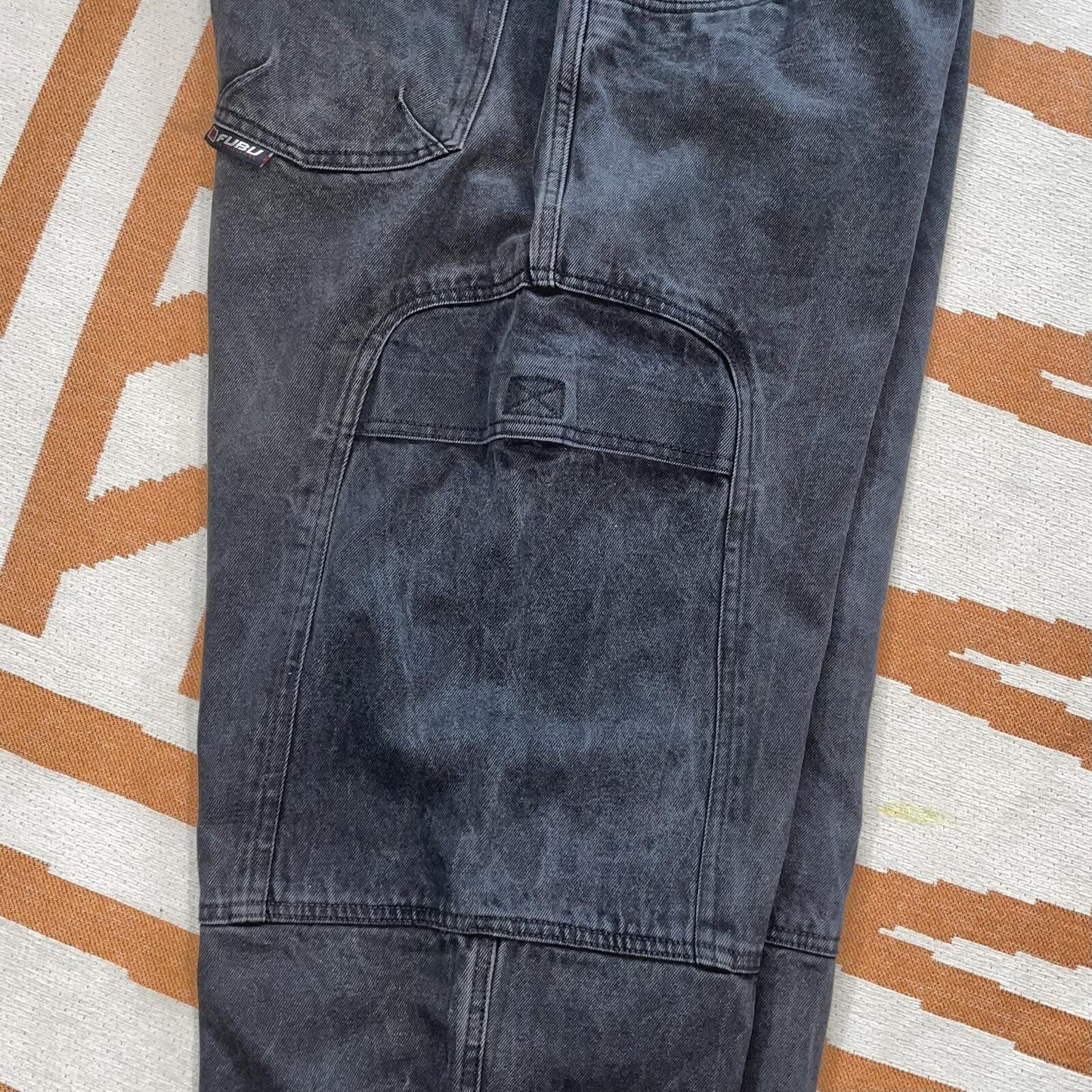 Fubu 00s Baggy Denim Cargo Jeans 36x34