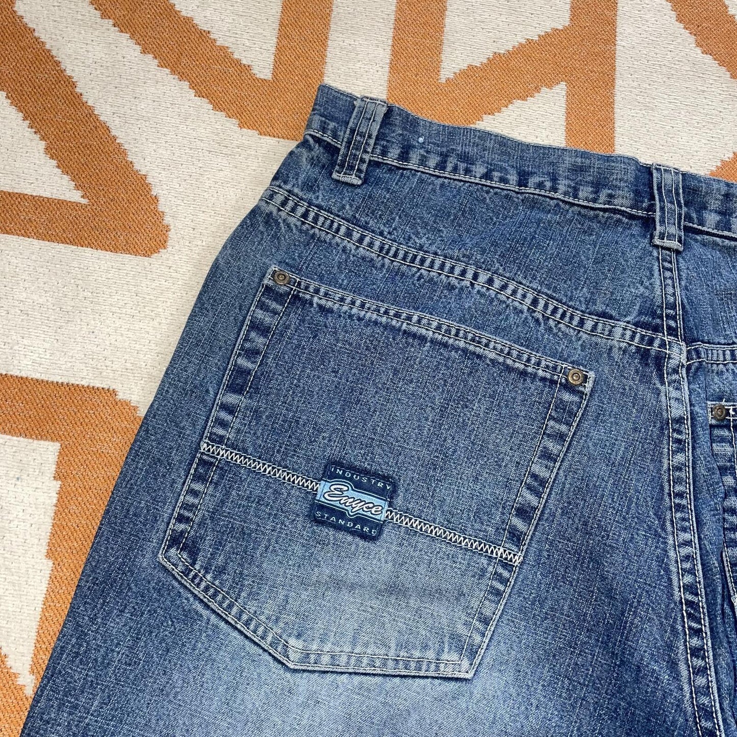 Enyce 00s Embroidered Baggy Blue Jeans 34x31
