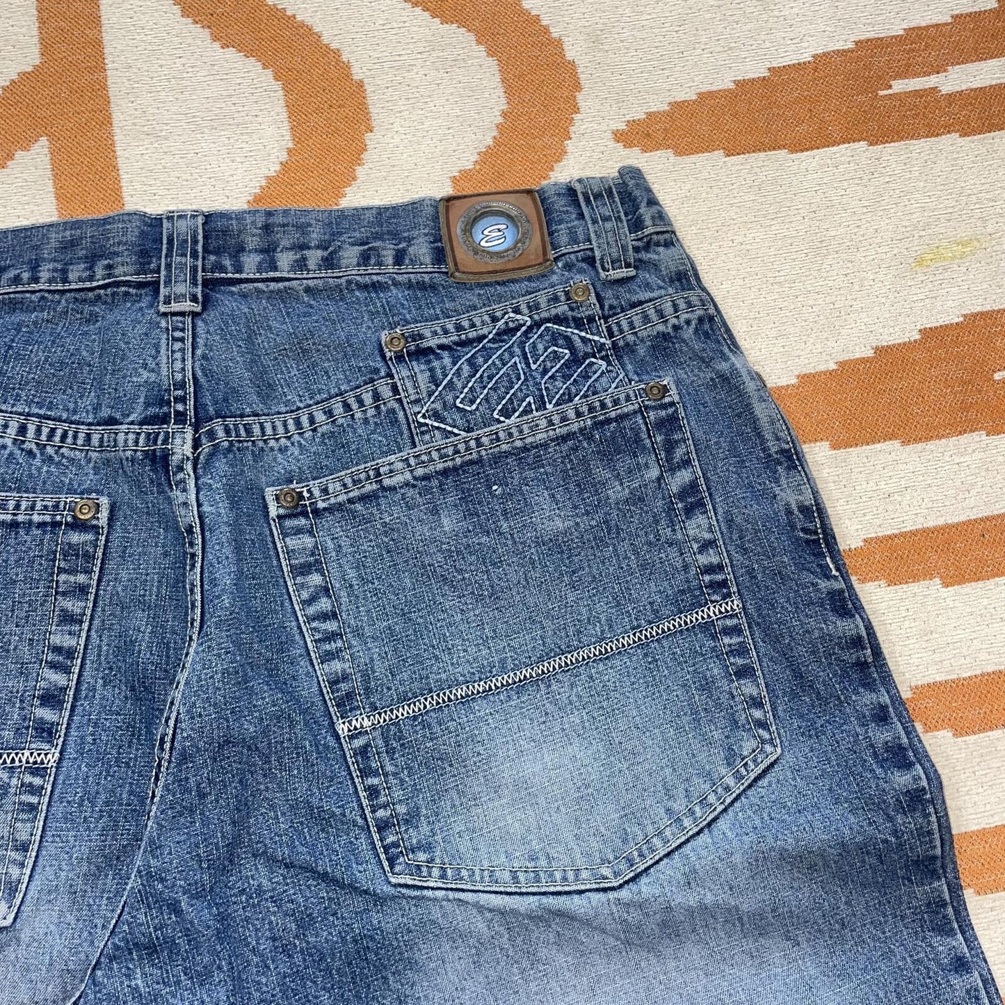 Enyce 00s Embroidered Baggy Blue Jeans 34x31