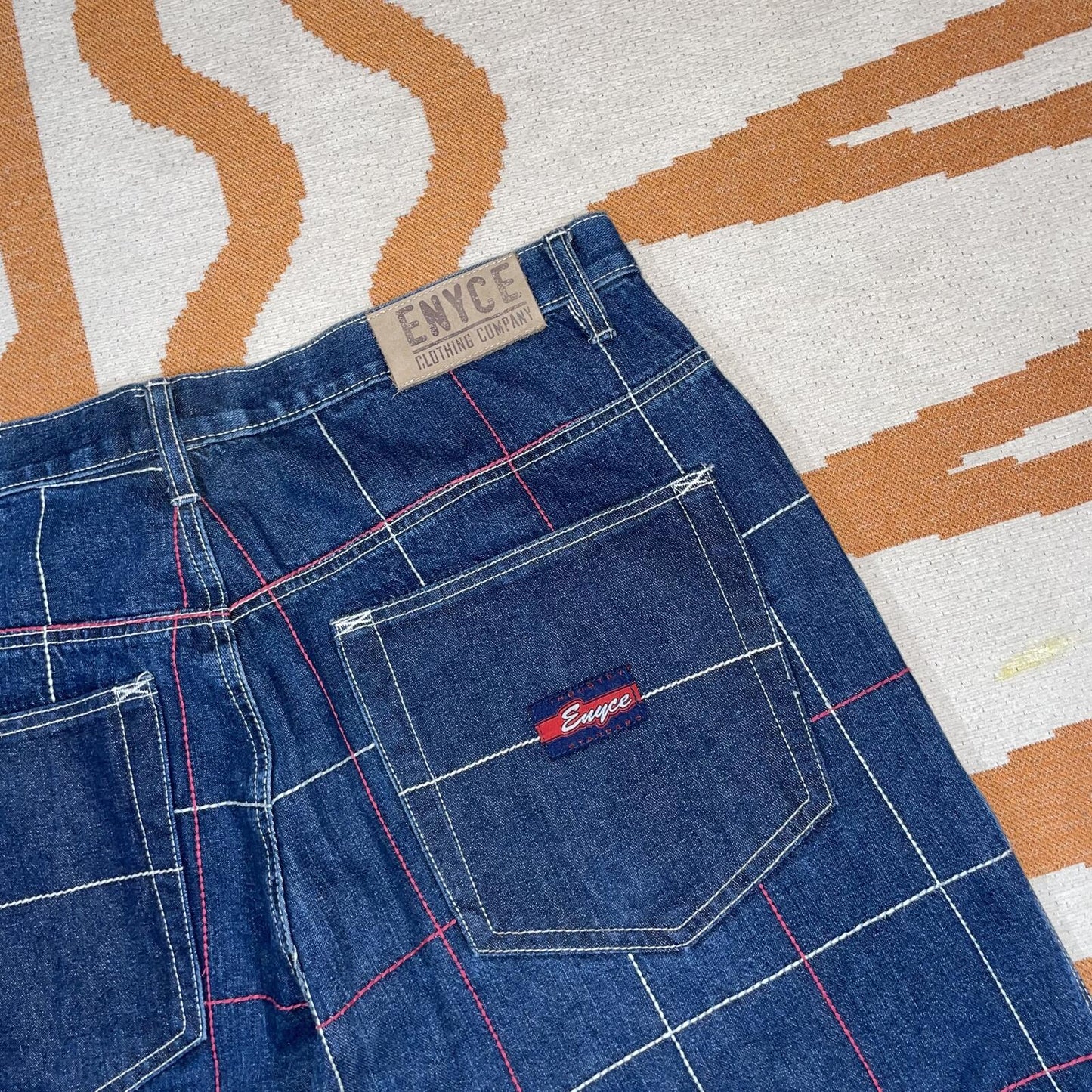 Enyce 90s Embroidered Crosshatch Pattern Baggy Jeans 36x32