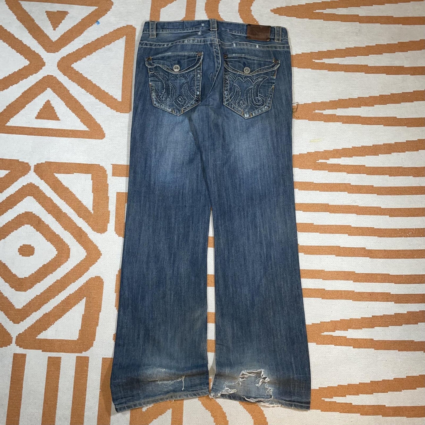 Urban Behaviour 00s Embroidered Bootcut Jeans 34x34/14