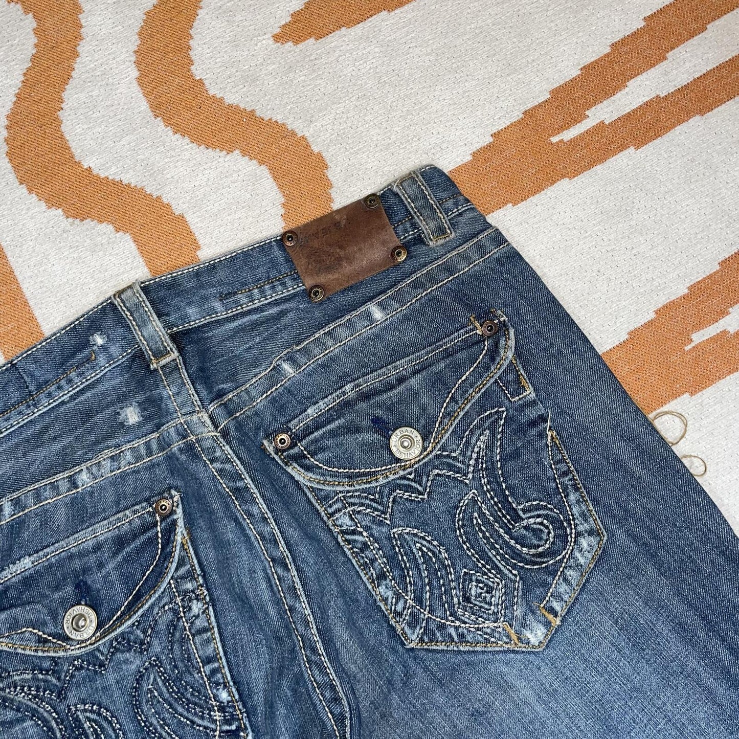 Urban Behaviour 00s Embroidered Bootcut Jeans 34x34/14