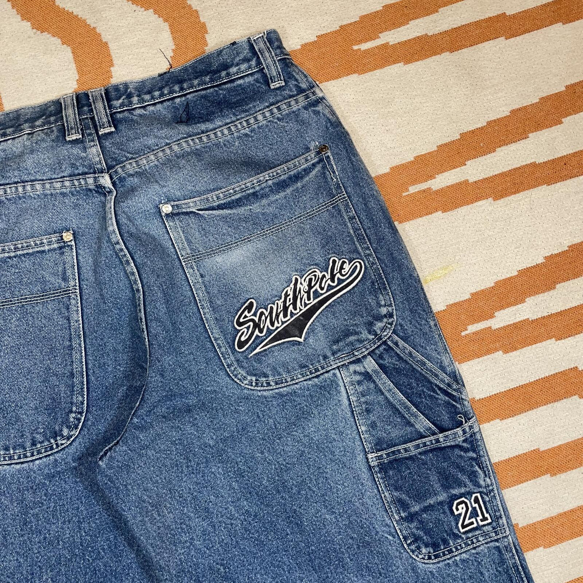 Southpole 90s Embroidered Baggy Blue Jeans 34x32