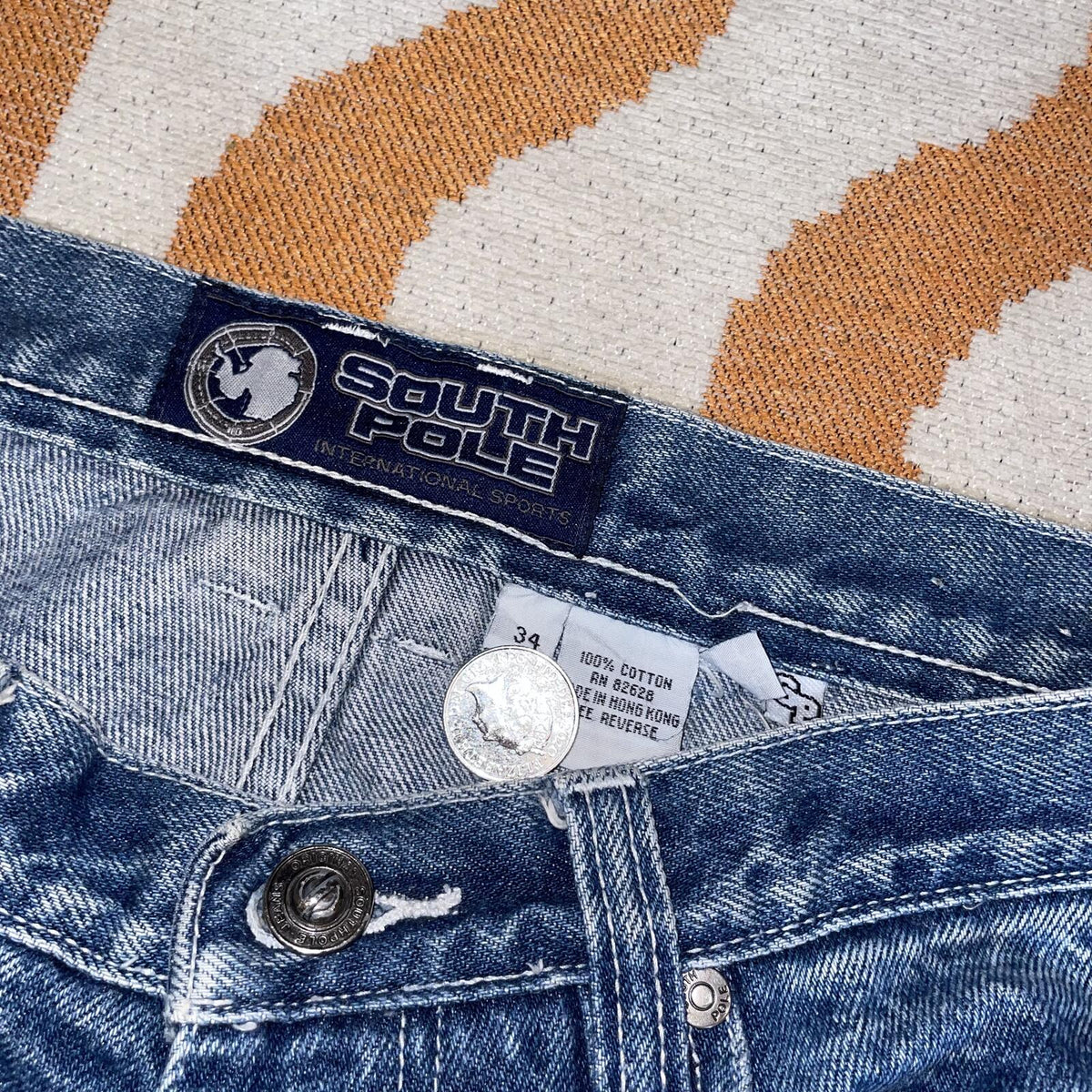 Southpole 90s Embroidered Baggy Blue Jeans 34x32