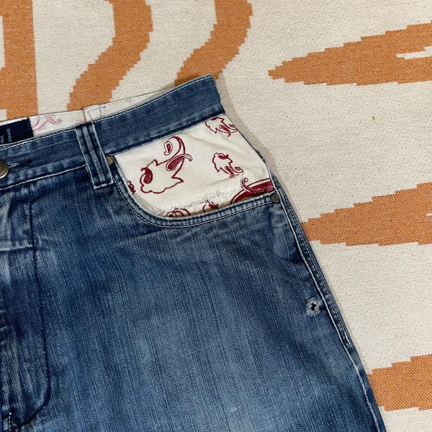 Karl Kani 00s Embroidered Paisley-Pattern Baggy Denim Jeans 36x32