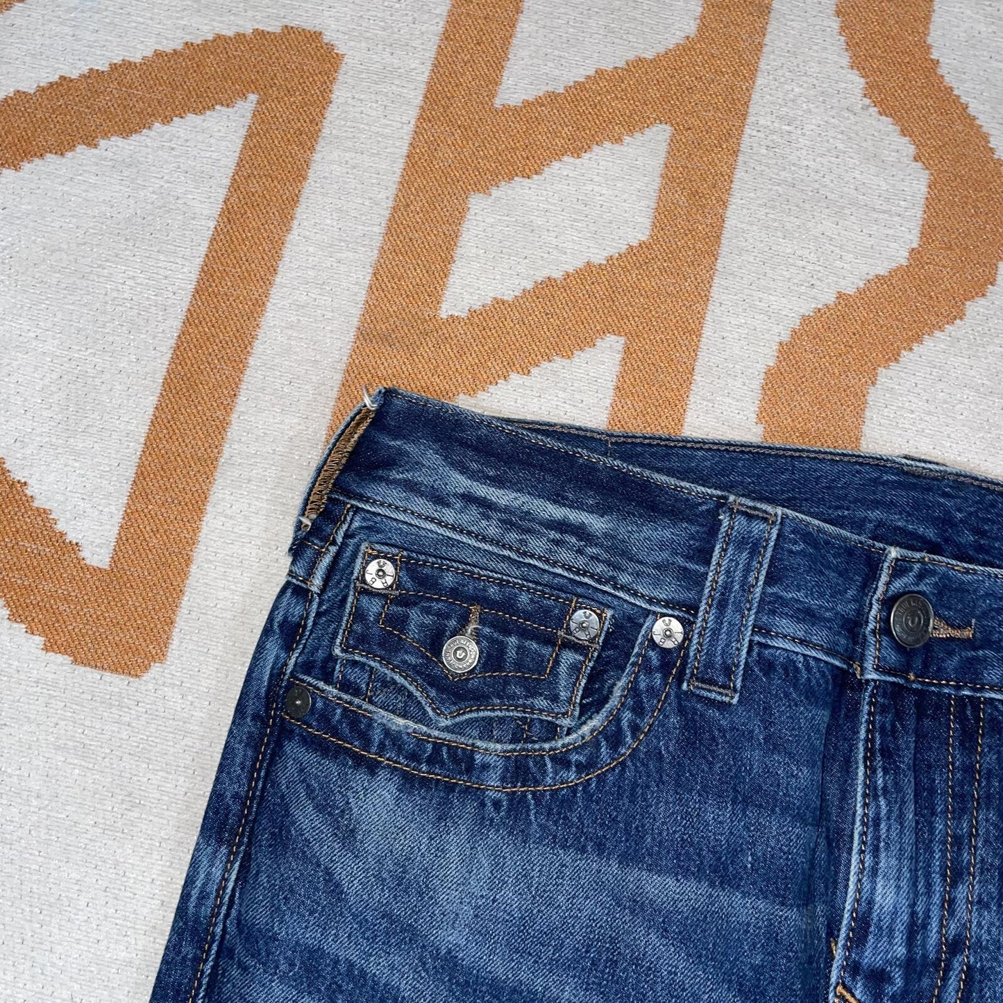 True Religion 00s Embroidered Loose Jeans 32x31