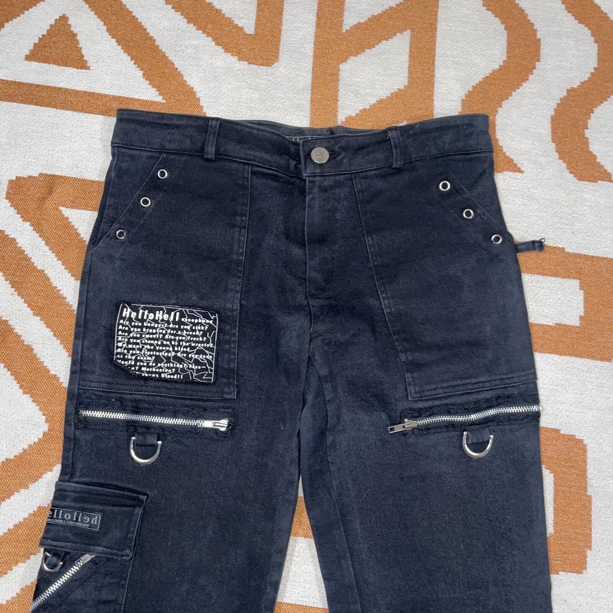 Hellohell 00s Patched Alt/Goth Zip Cargo Pants 32x32