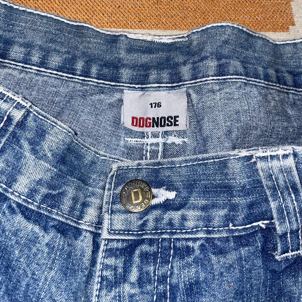 Dognose 90s Embroidered ‘Darkness Drake’ Baggy Jeans 28x32