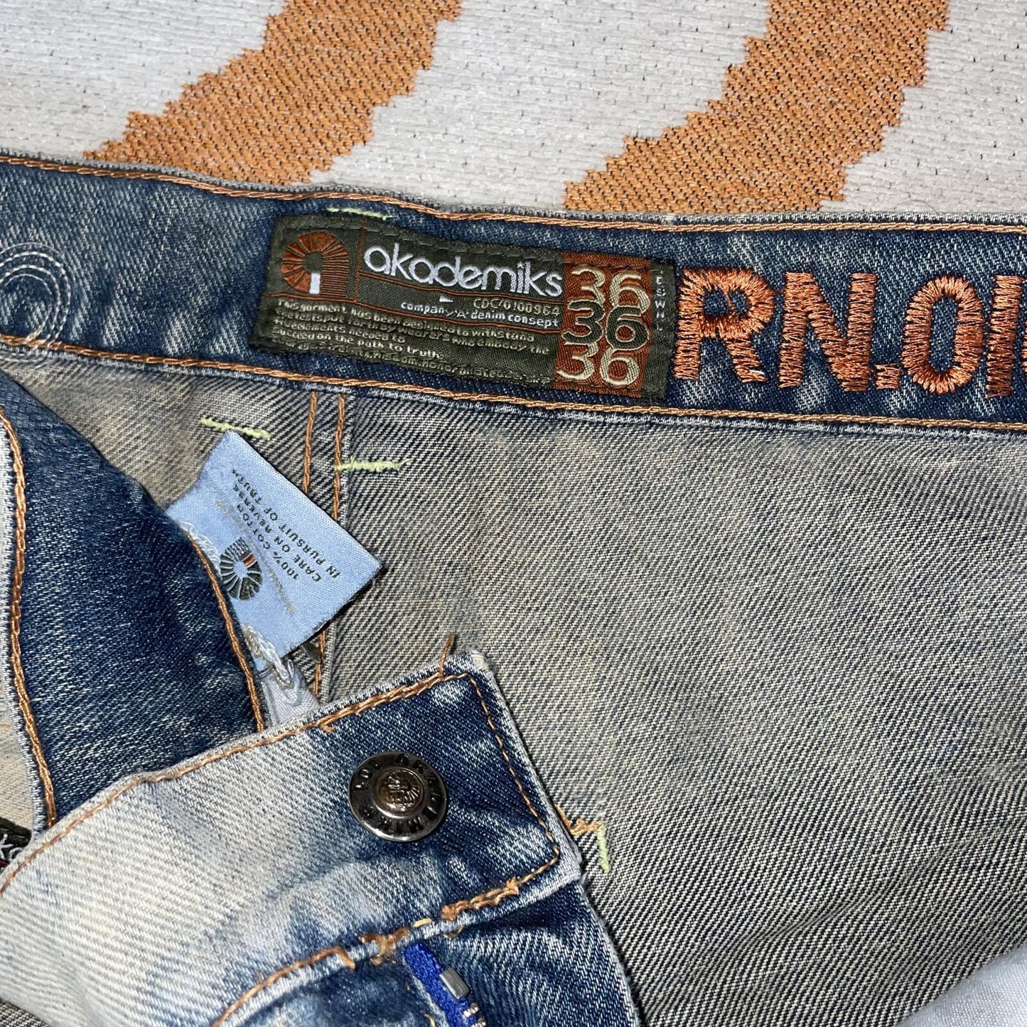 Akademiks 00s Patchwork Embroidered ‘Pockets’ Jeans 36x33