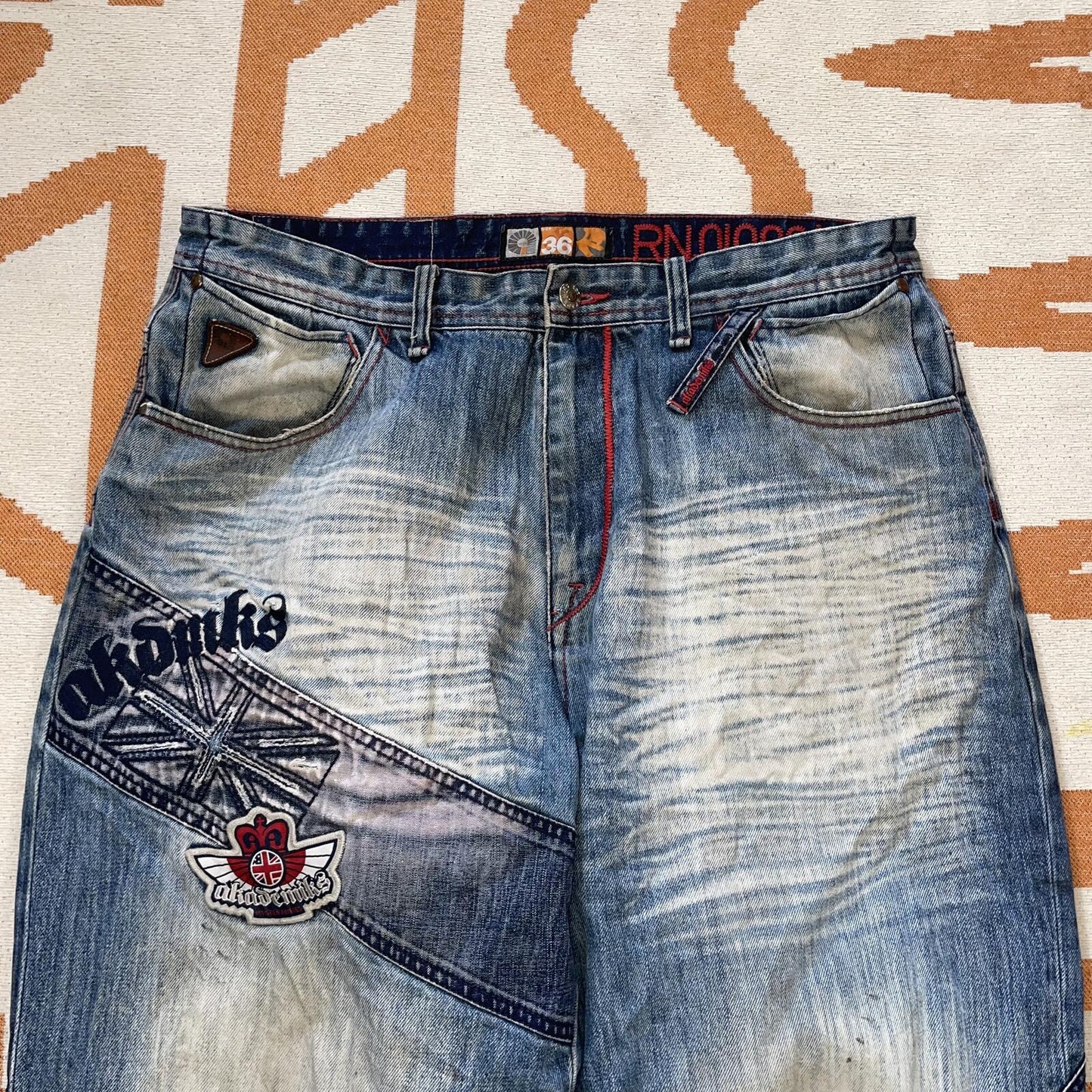 Akademiks 00s Embroidered Baggy ‘Brit’ Jeans 36x32