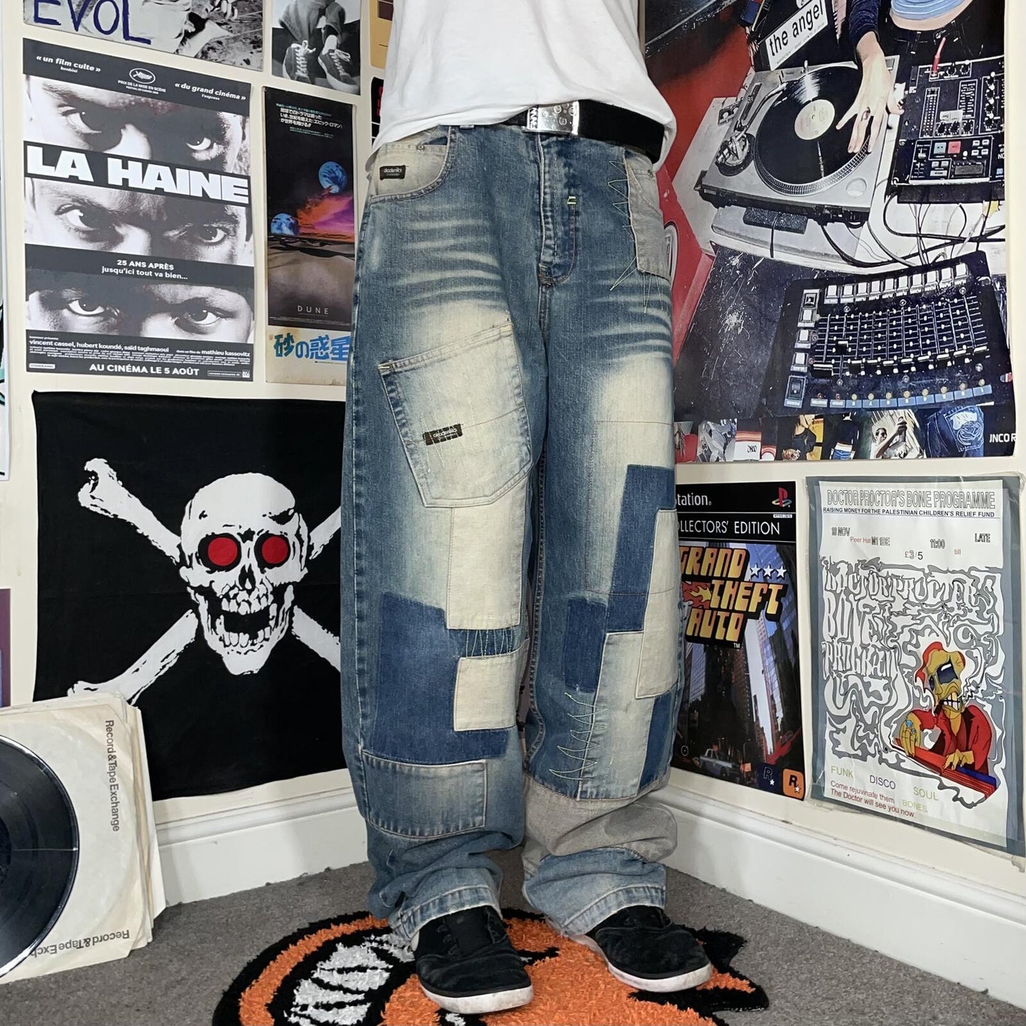 Akademiks 00s Patchwork Embroidered ‘Pockets’ Jeans 36x33
