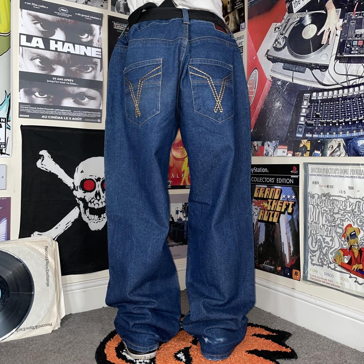 Ecko Unltd. 00s Baggy Embroidered Blue Jeans 46x33