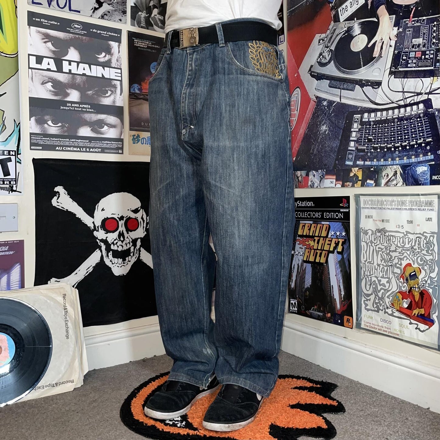 MASS 00s Embroidered ‘Wreath’ Baggy Jeans 38x28