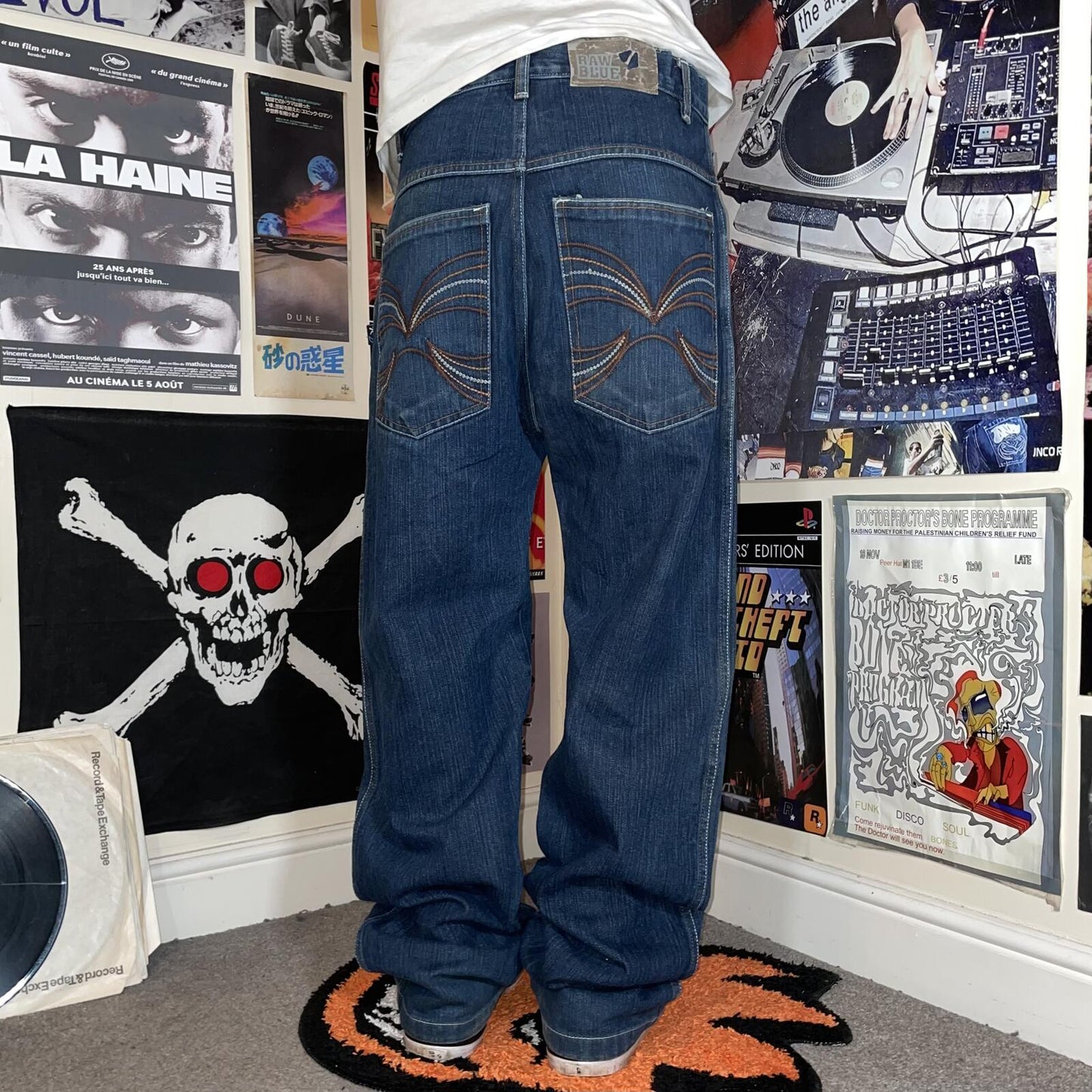 Raw Blue 00s Embroidered ‘Tribal’ Loose Denim Jeans 32x34