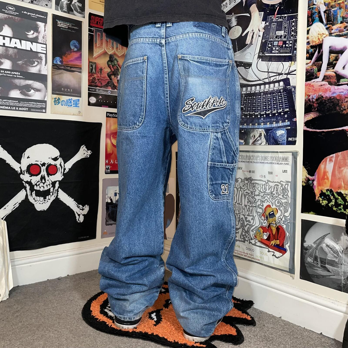 Southpole 90s Embroidered Baggy Blue Jeans 34x32