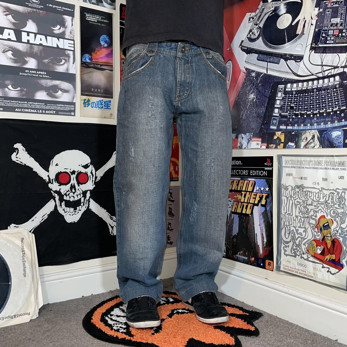 Kenafss 00s Embroidered ‘Cross’ Baggy Jeans 34x31