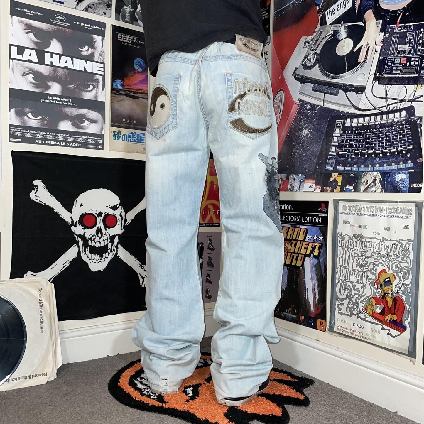 Roberto Cavalli 00s Embroidered ‘Yin&Yang’ Baggy Jeans 36x36