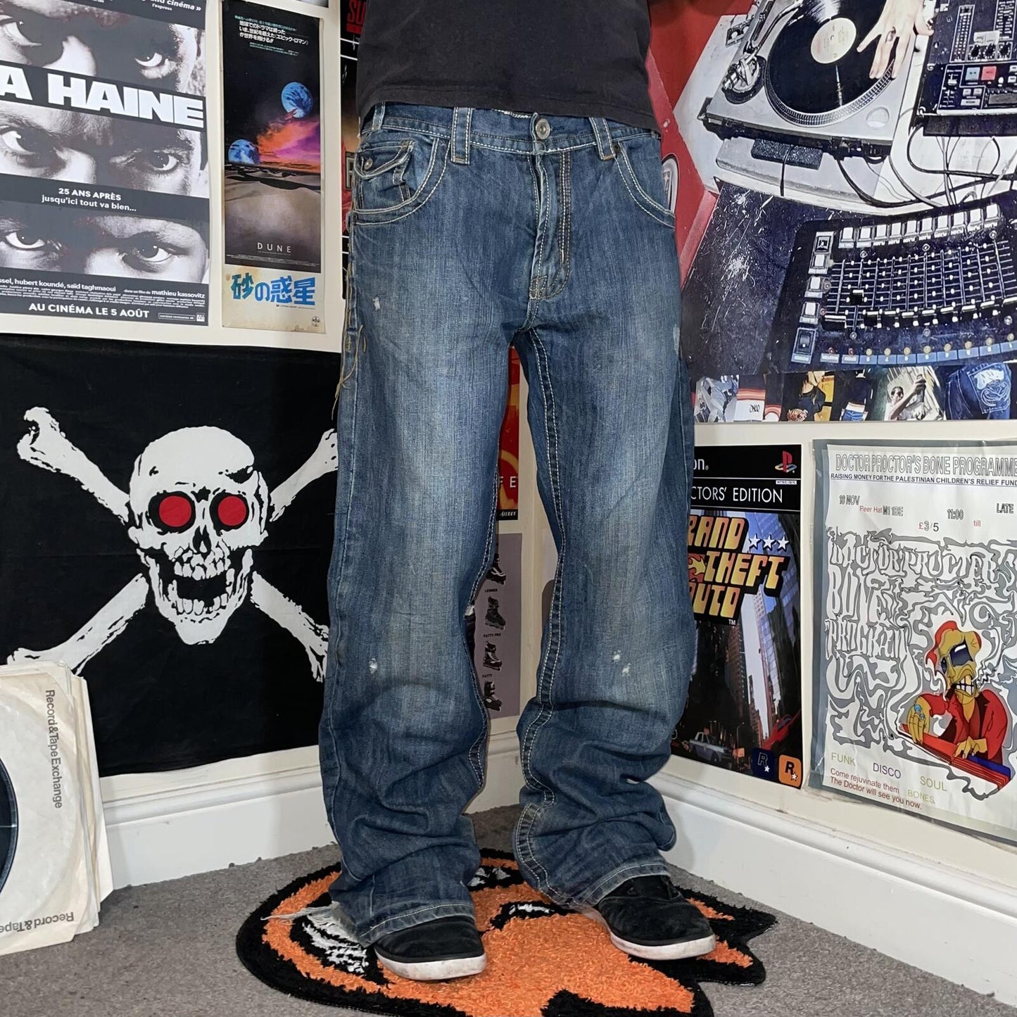 Urban Behaviour 00s Embroidered Bootcut Jeans 34x34/14