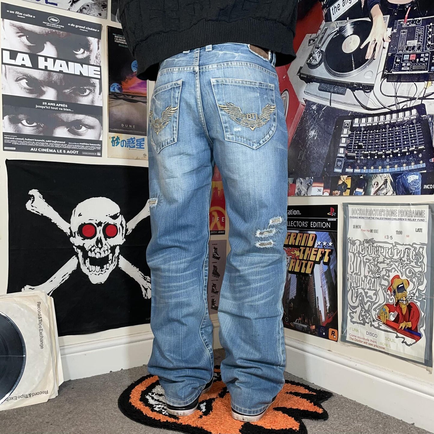 Osaka Big Train 00s Embroidered Japanese Loose Jeans 34x32
