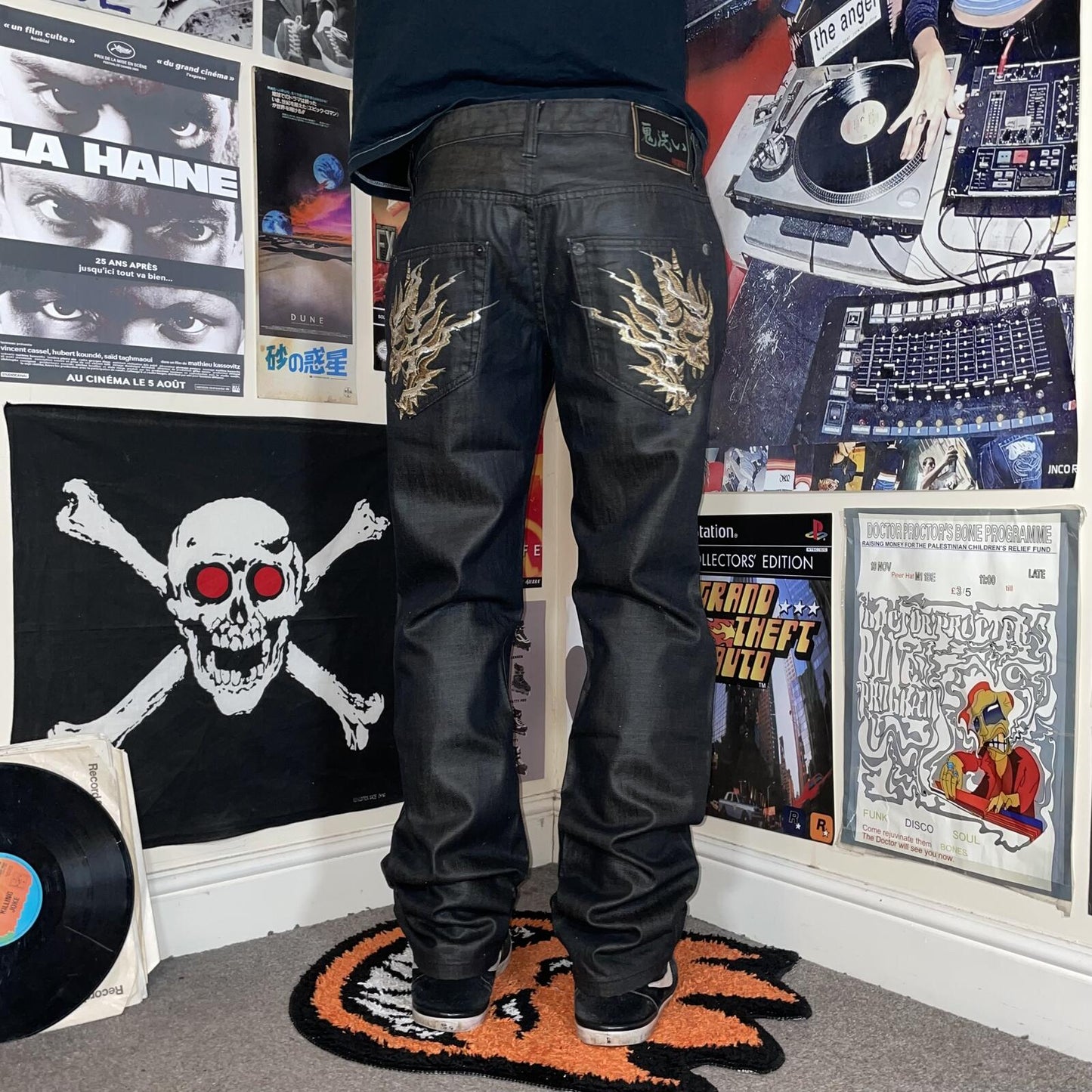 Oni Arai 00s Black/Gold Japanese Embroidered Jeans 34x33